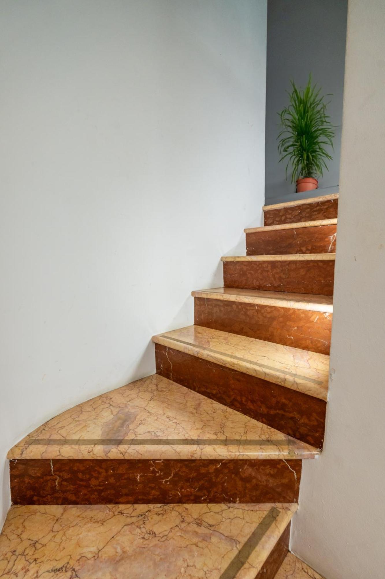 Loft Elegante In Centro Milano In Zona Signorile - Davanti Alla Metro Ngoại thất bức ảnh